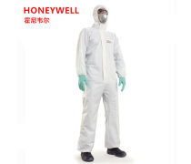 消防器材與防護(hù)服 守護(hù)消防員生命安全的雙盾